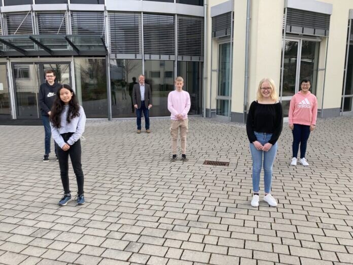 Malcherek, Li, Wunderlich, Gerhardt, Krämer, Zhang (von li. nach re)