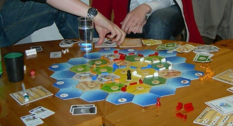 Brett- und Kartenspiele(r)