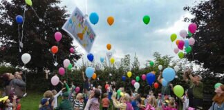 Eis, Bratwürste, Ballon-Wünsche und ganz viel Musik – Kindertagesstätte in Nordeck-Winnen feiert 25. Geburtstag