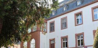 Kostümführung im Gießener Klinikviertel – eine Zeitreise ins Jahr 1913
