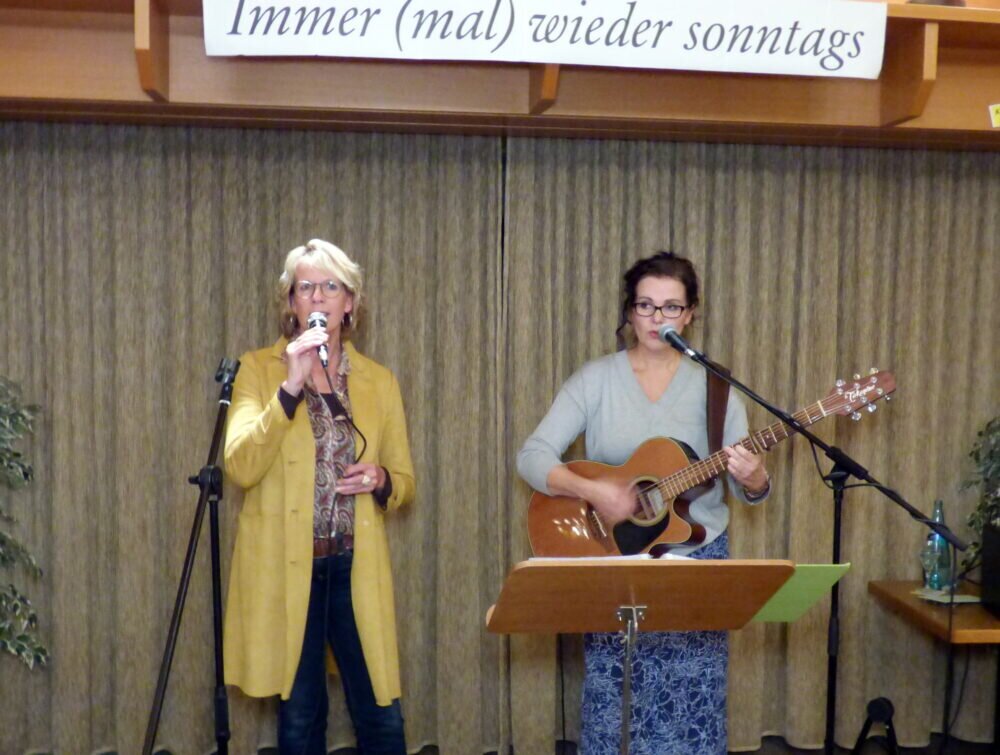 Martina Mulch-Leidich und Eva Saarbourg-6