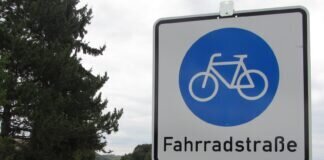 Schild Fahrradstraße