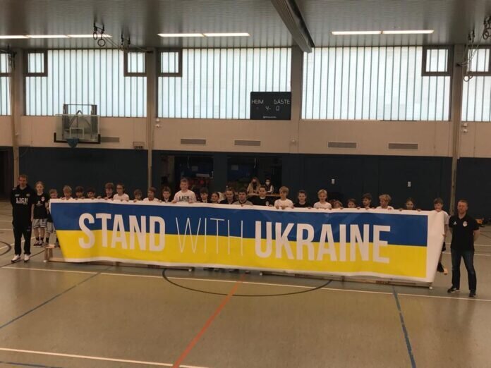 Solidaritätsbekundung U10 Lich - Linden