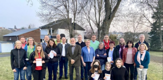 Übergabe Sportabzeichen 2021 beim TSV Klein-Linden