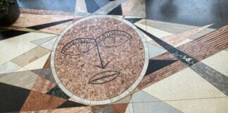 Wer kennt das Sonnen-Mosaik?