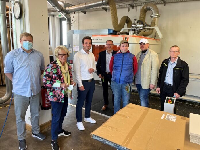 Lebenshilfe Gießen_Felix Döring zu Besuch in Reha-Werkstatt