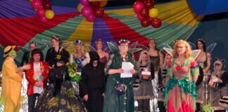 Die Klieer feiern Maskenball….