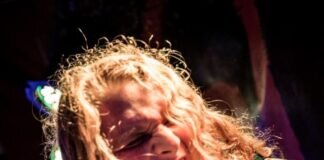Drummer der Metalband „Rebellion“ gibt Unterricht an der Musik- und Kunstschule Grünberg