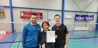 Ingrid Moser erstes Ehrenmitglied des Hungener Badmintonverein
