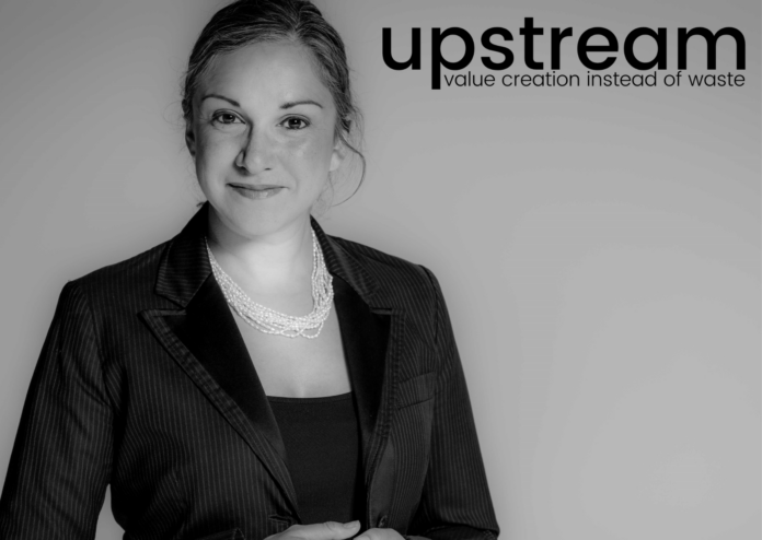 Upstream - ClaudiaAllonas