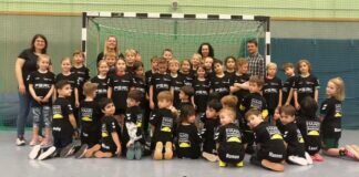 HSG Linden Minis erhalten neue Trikots