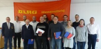 DLRG Gießen ehrt Alexander Sack mit Verdienstzeichen in Gold