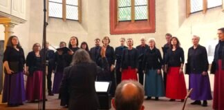 Mit dem „Kammerchor KLANGFARBEN GIESSEN“ bis zum Strande des pazifischen Ozeans