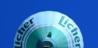 „Biertrinkende Außerirdische“ im fliegenden Bierdeckel über Mittelhessen gesichtet