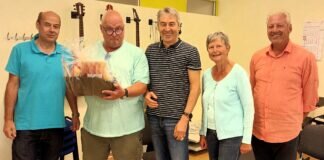 Peter Busch feiert 30-jährige Tätigkeit an der Musik- und Kunstschule Grünberg