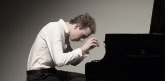 Sonntag, 29.10.2023, 18:00 Uhr Das besondere Konzert: der Pianist Leon Wenzel spielt Werke von Chopin in der Vitos-Kapelle