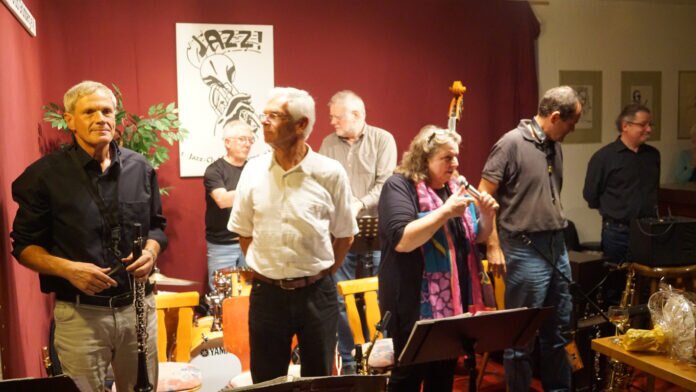 Leathertown Jazzband-10 (FILEminimizer)