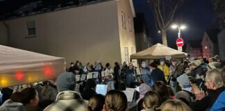 Es fehlte nur noch der Schnee beim 7. Linneser Adventsmarkt