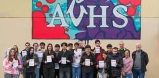 Sportabzeichen an der Alexander-von-Humboldt-Schule verliehen