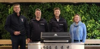 Für das leibliche Wohl der Feuerwehren gesorgt – iKAT spendet Grill an Kreisfeuerwehrverband Gießen