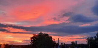 Der Himmel brennt,frühmorgens rund um Gießen