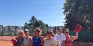 Tennis-Frauen (AK 30) des TSV Klein-Linden Meister der Bezirksliga