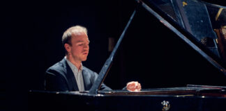Nicht vergessen – KLAVIERKONZERT MIT DEM PIANISTEN LEON WENZEL in der Vitos-Kapelle