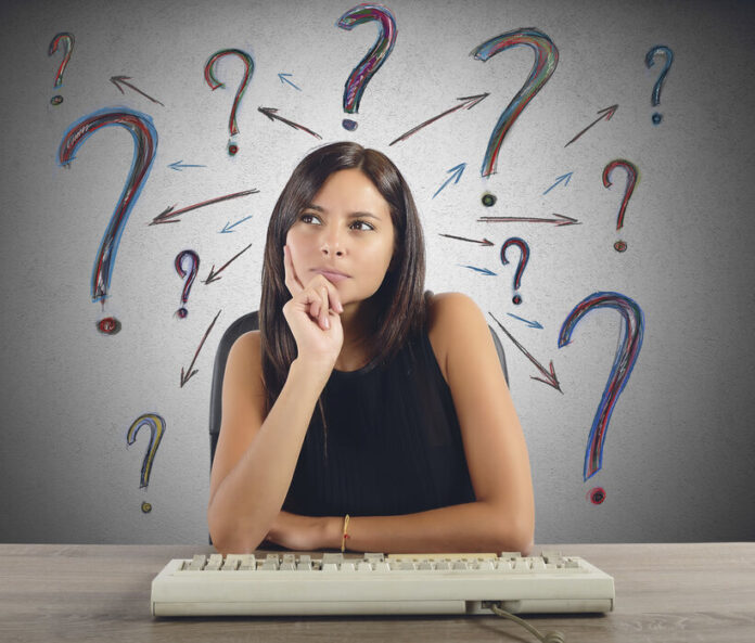 Businesswoman does the questions