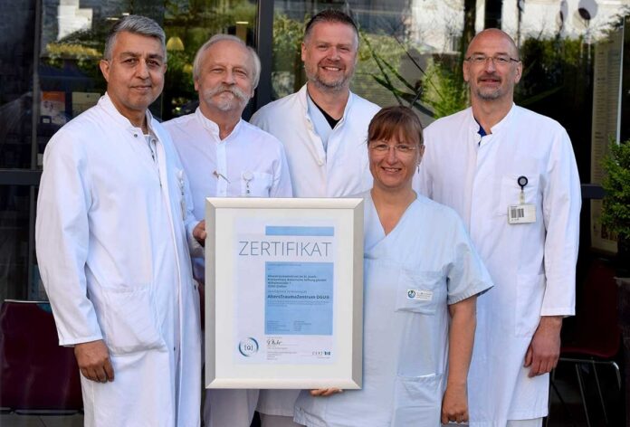 Gruppenbild-ATZ-Rezertifzierung_web