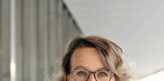 Lesung mit Sandra Lüpkes im Gail’schen Park in Rodheim-Bieber