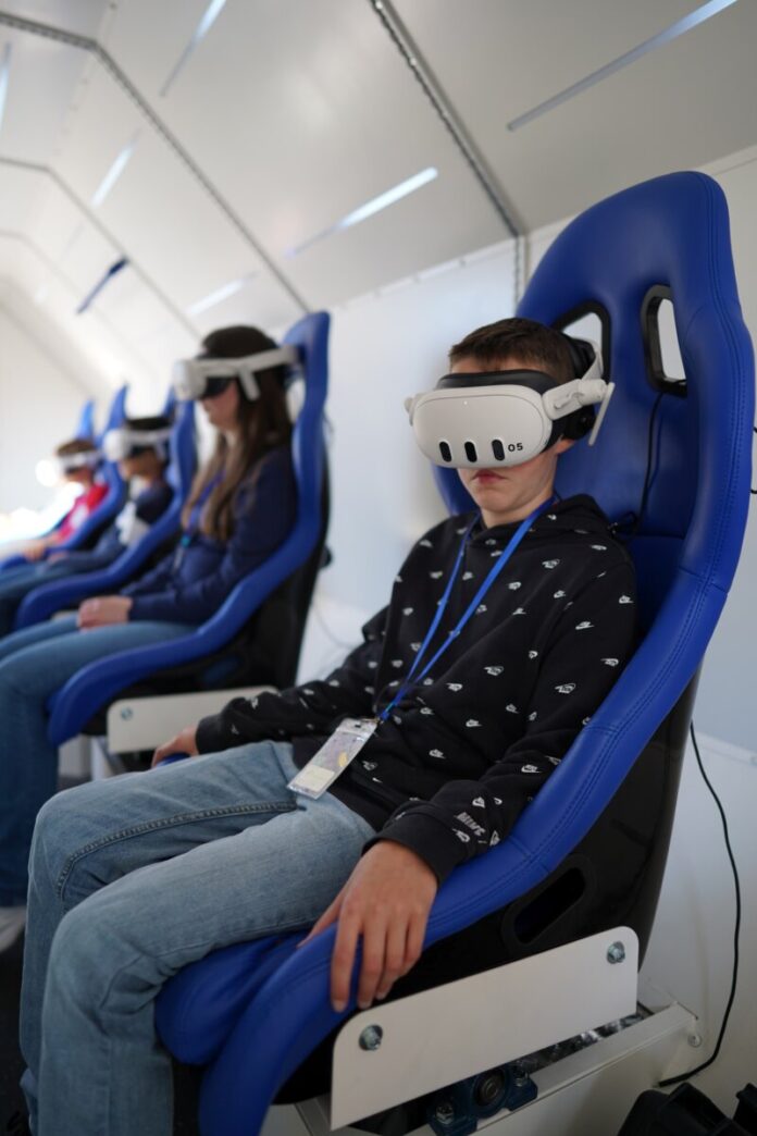 2025_10_02_SpaceBuzz_VirtuellerFlug