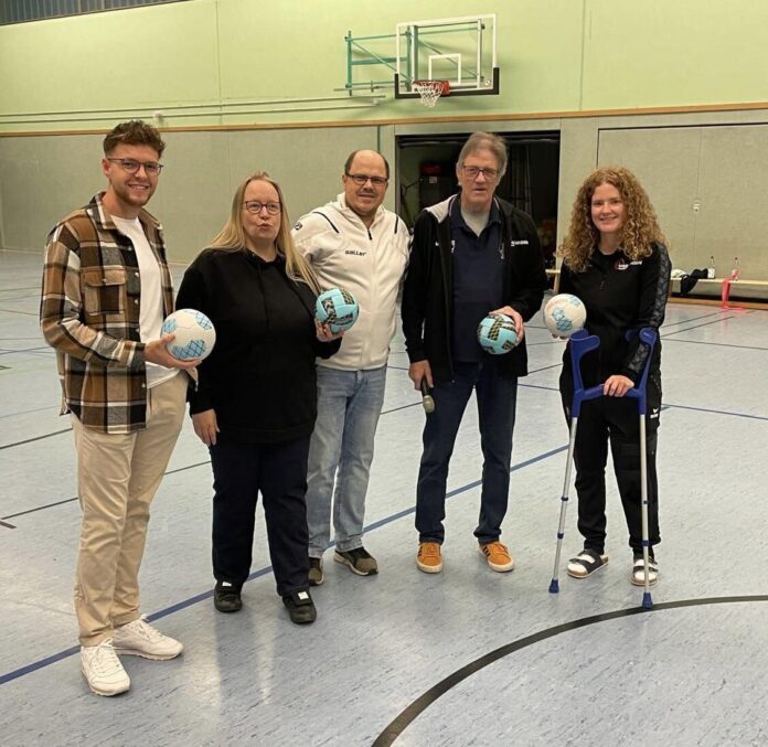 Ballübergabe HSG Frauen