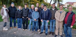 Holzheimer Ortsvorsteher Daniel Jung hatte zu einer Grillfeier eingeladen
