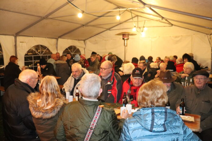 20251129-L0090001-Weet in Flammen in Klein-Eichen (7)